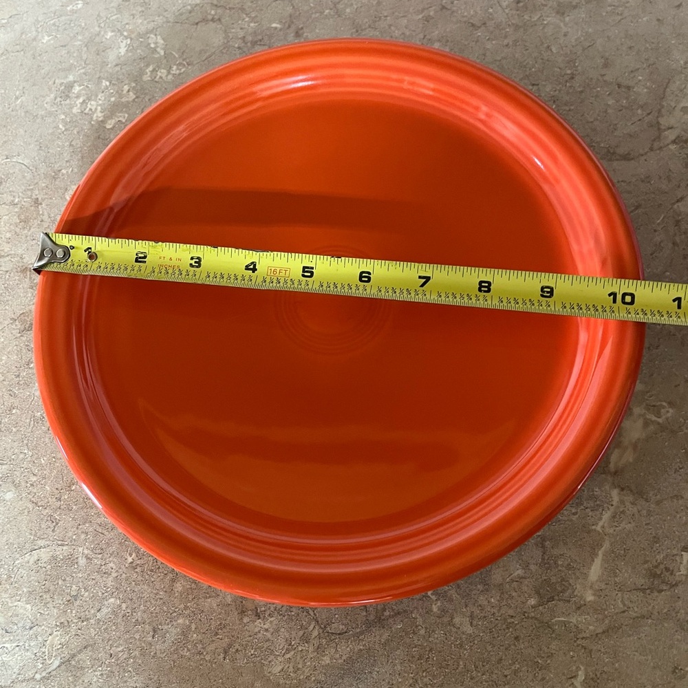 Fiestaware Set of Three Orange Dinner Plates - Picture 4 of 5